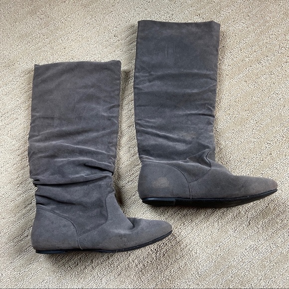 Gray Scrunchy boots - Picture 2 of 4